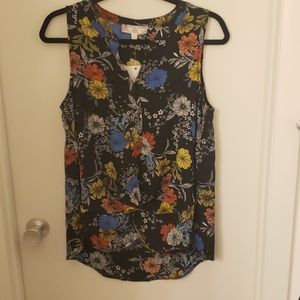 Floral tank top with twist bottom